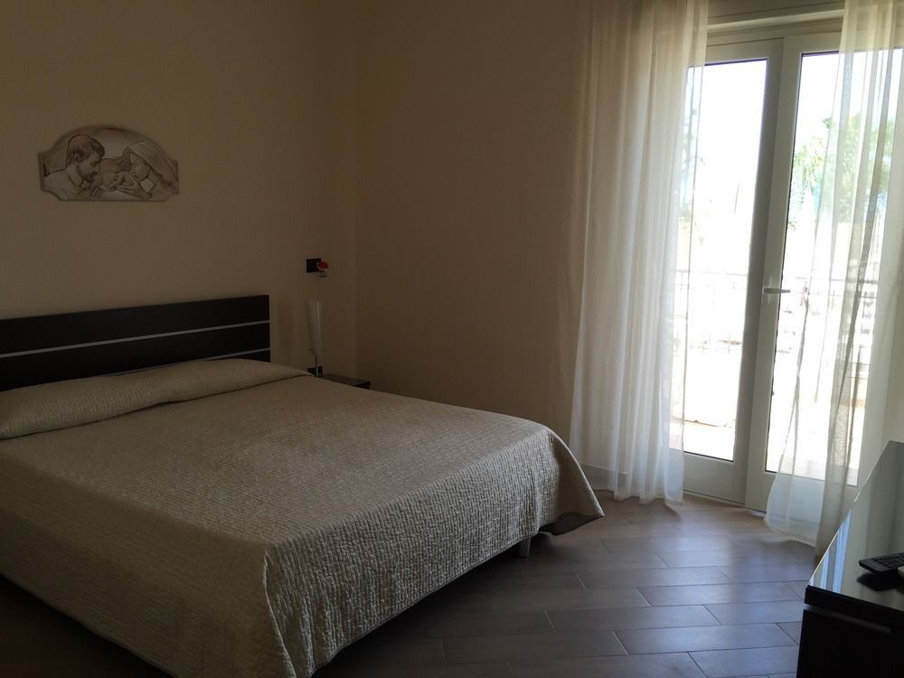 Costa Del Sol Bed and Breakfast Porto Empedocle Exterior foto